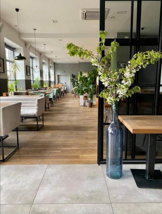 Apartamenty Las Radomsko Exteriör bild